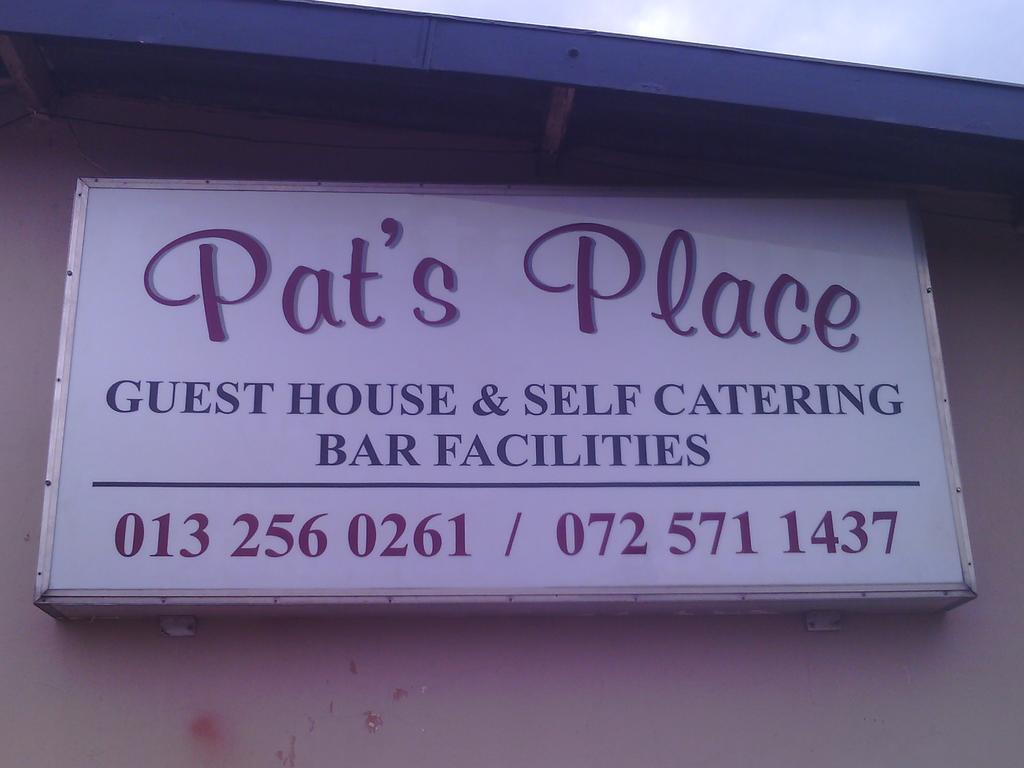 Pat'S Place Machadodorp Exteriér fotografie
